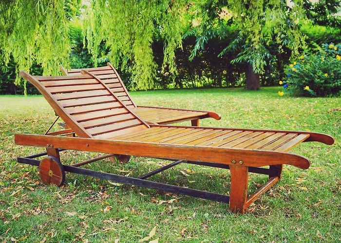 לינה וארוחת בוקר Milu קונאו